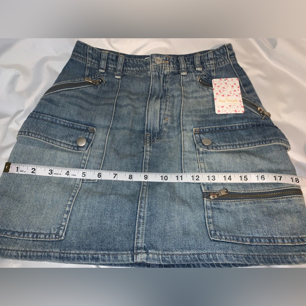 NWT Free People - We The Free Avenue Mini Denim Skirt Size 26 - Picture 9 of 15